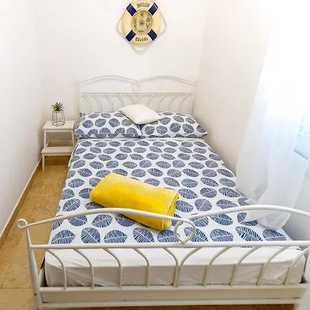 Апартаменты Charming Sea View House Pool Rogoznica *