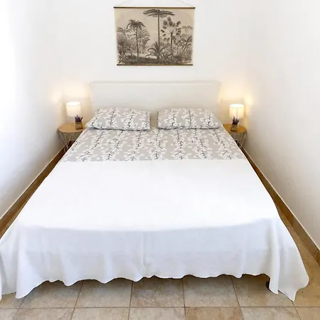 Charming Sea View House Pool Rogoznica * Рогозница